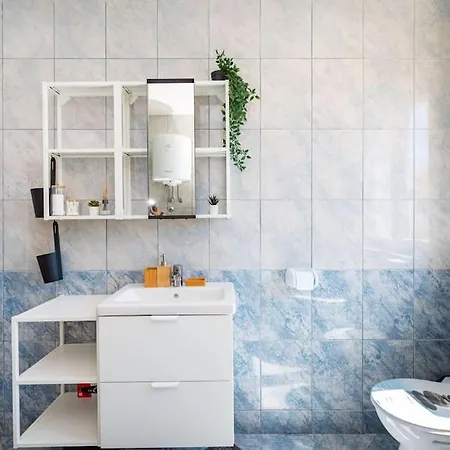 Anura * Brisevo